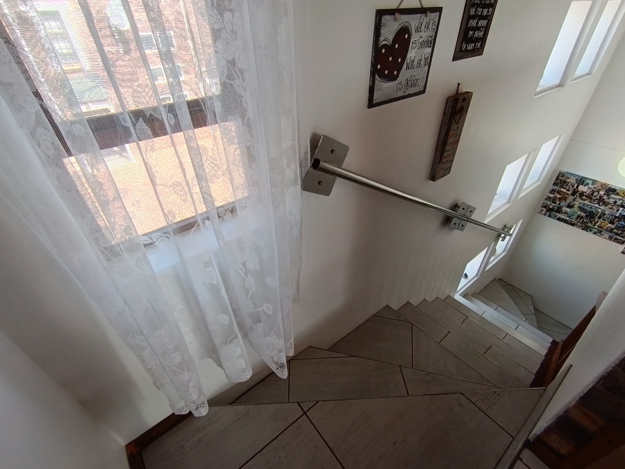 3 Bedroom Property for Sale in C Place Eastern Cape